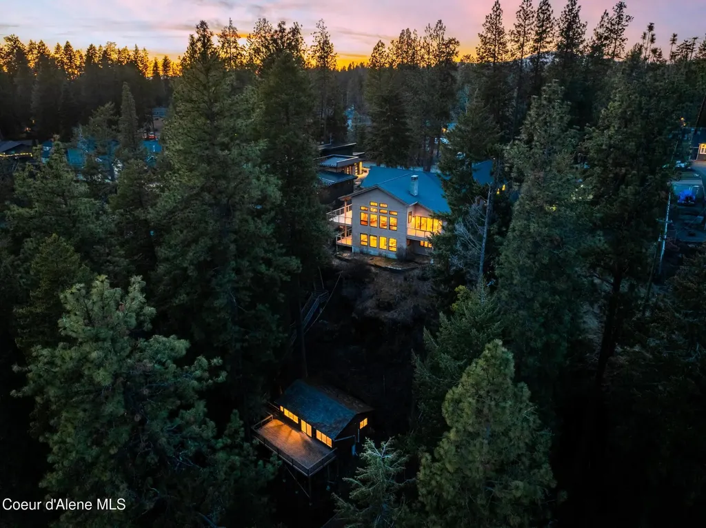 10812 N Lakeview Drive Hayden Lake ID 83835
