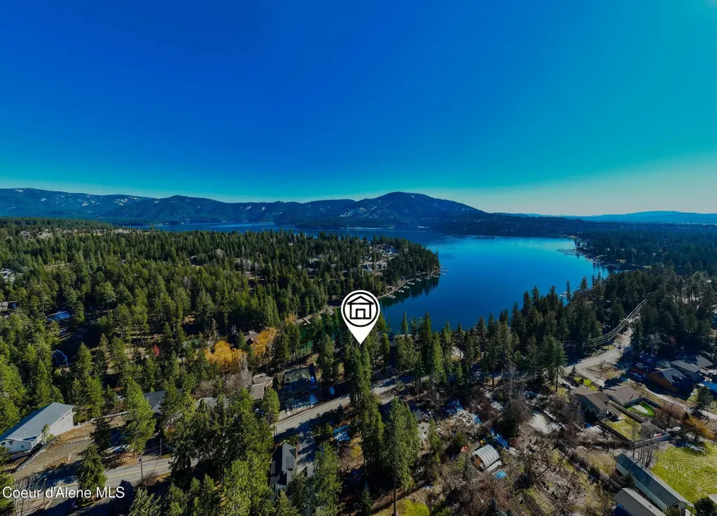 10812 N Lakeview Drive Hayden Lake ID 83835