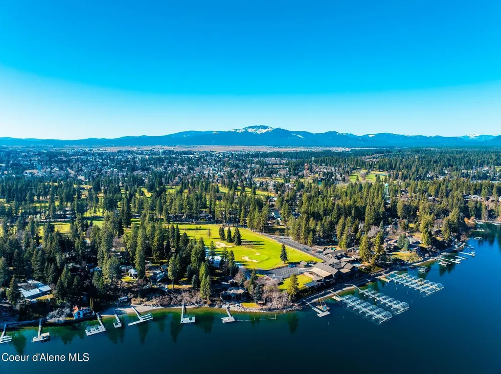 10812 N Lakeview Drive Hayden Lake ID 83835