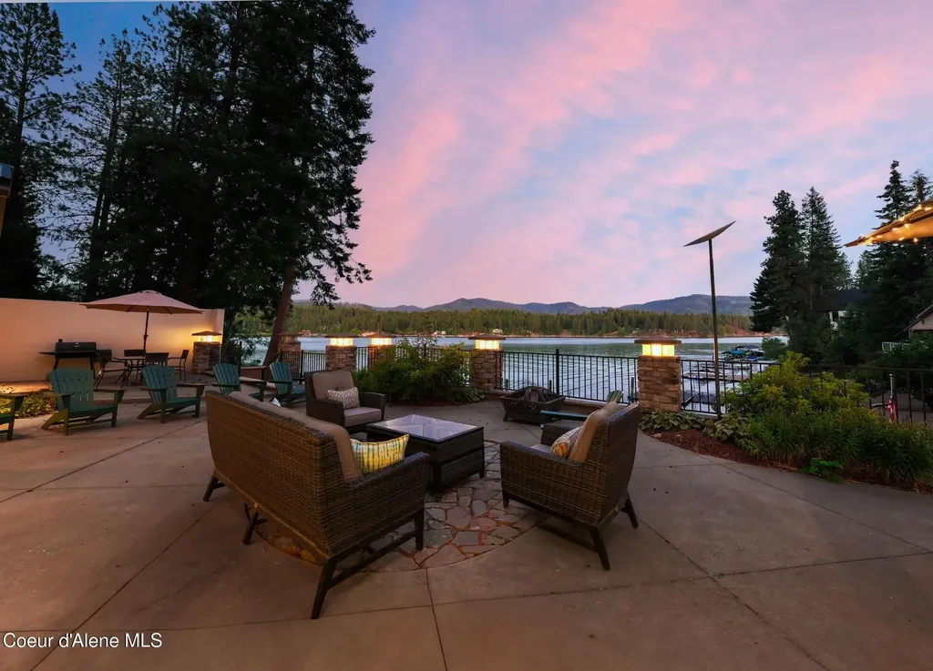 14074 N Peony Court Hayden ID 83835