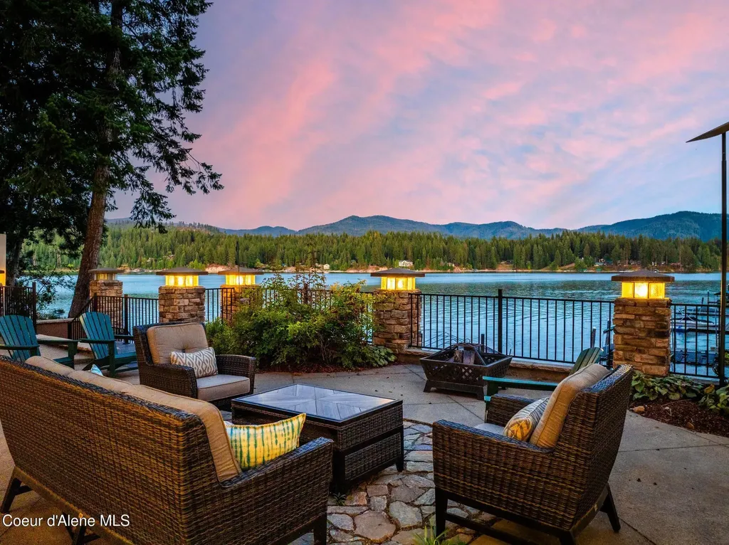 14074 N Peony Court Hayden ID 83835