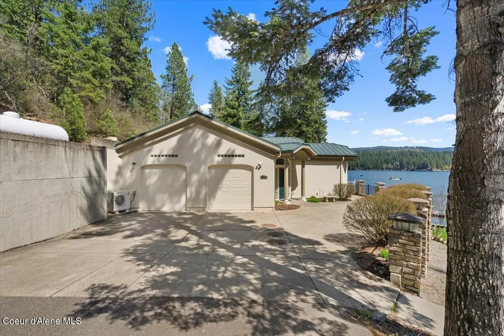 14074 N Peony Court Hayden ID 83835