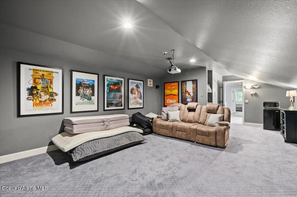 14074 N Peony Court Hayden ID 83835