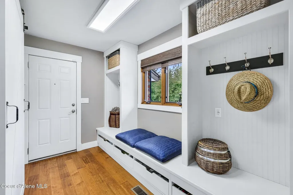 3411 S Best Road Veradale WA 99037