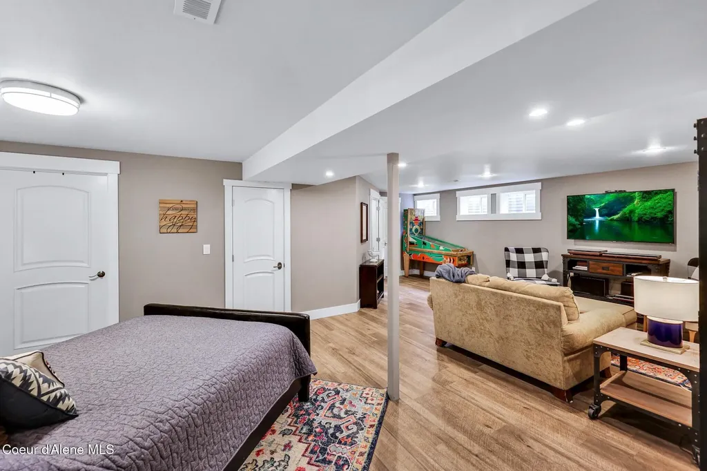 3411 S Best Road Veradale WA 99037