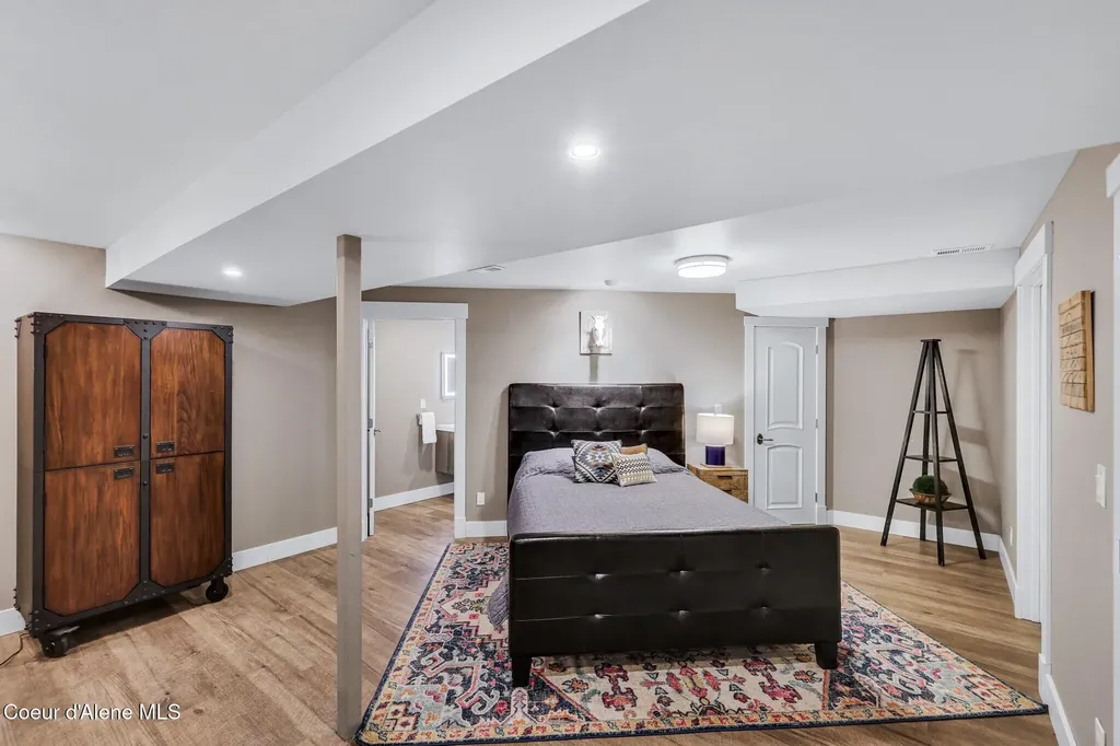 3411 S Best Road Veradale WA 99037