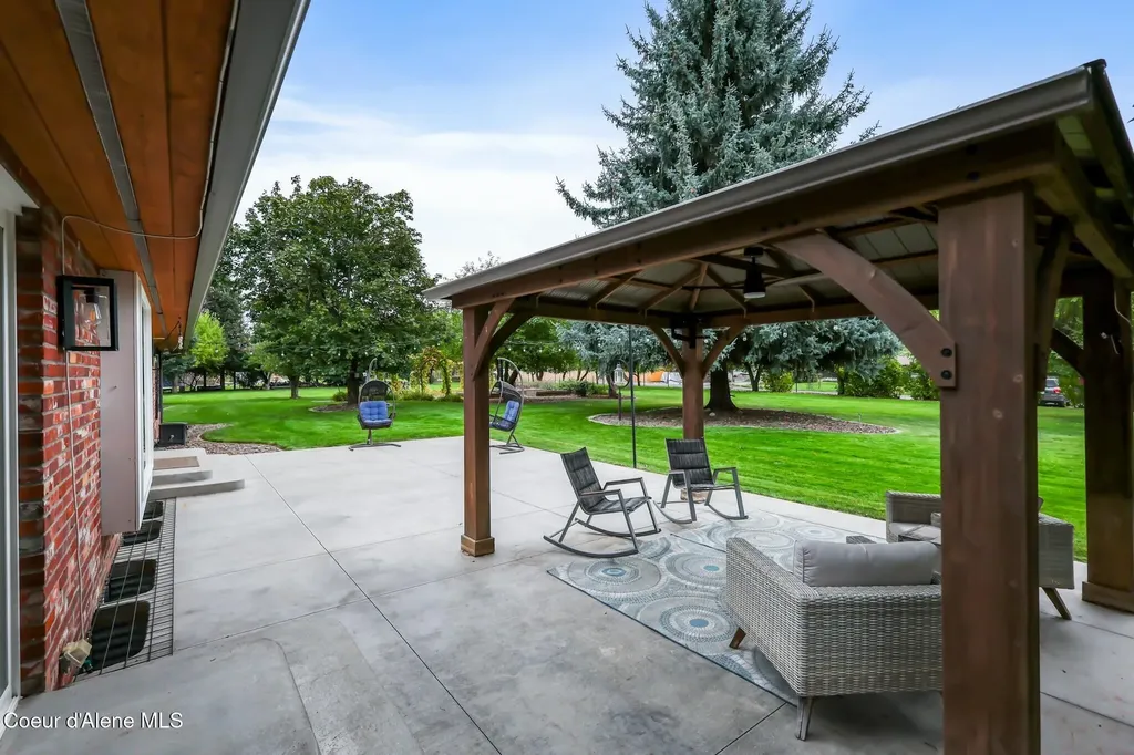 3411 S Best Road Veradale WA 99037