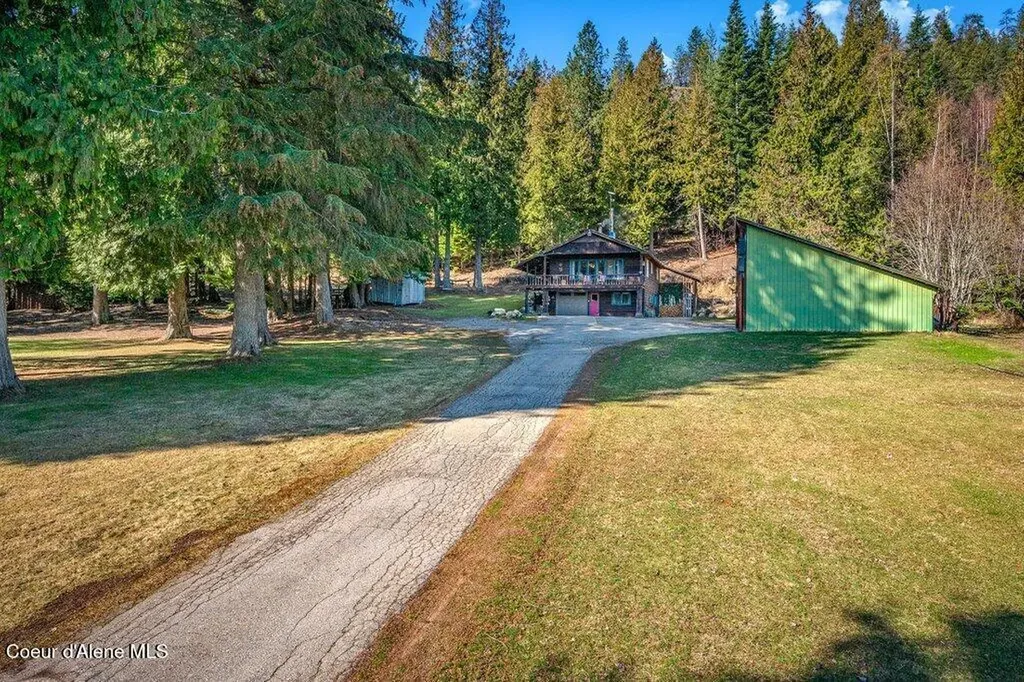 20355 Highway 2 Sandpoint ID 83864