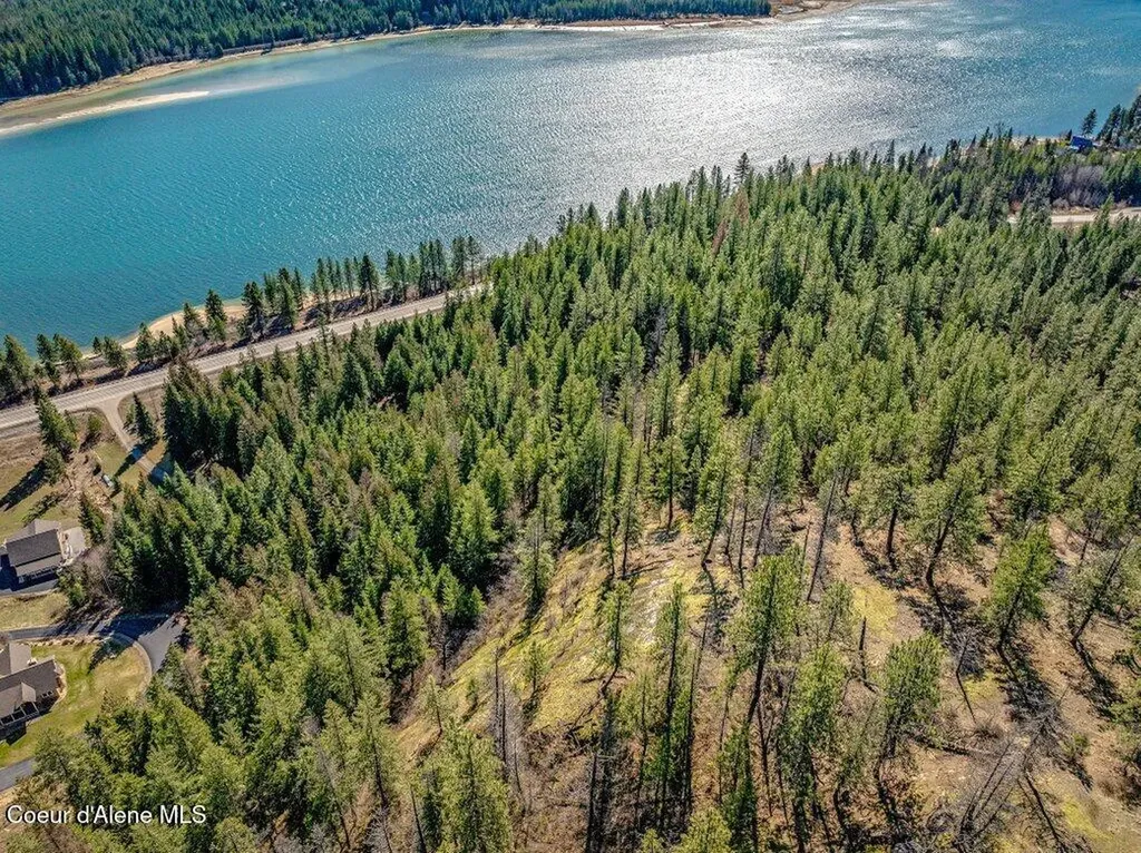 20355 Highway 2 Sandpoint ID 83864