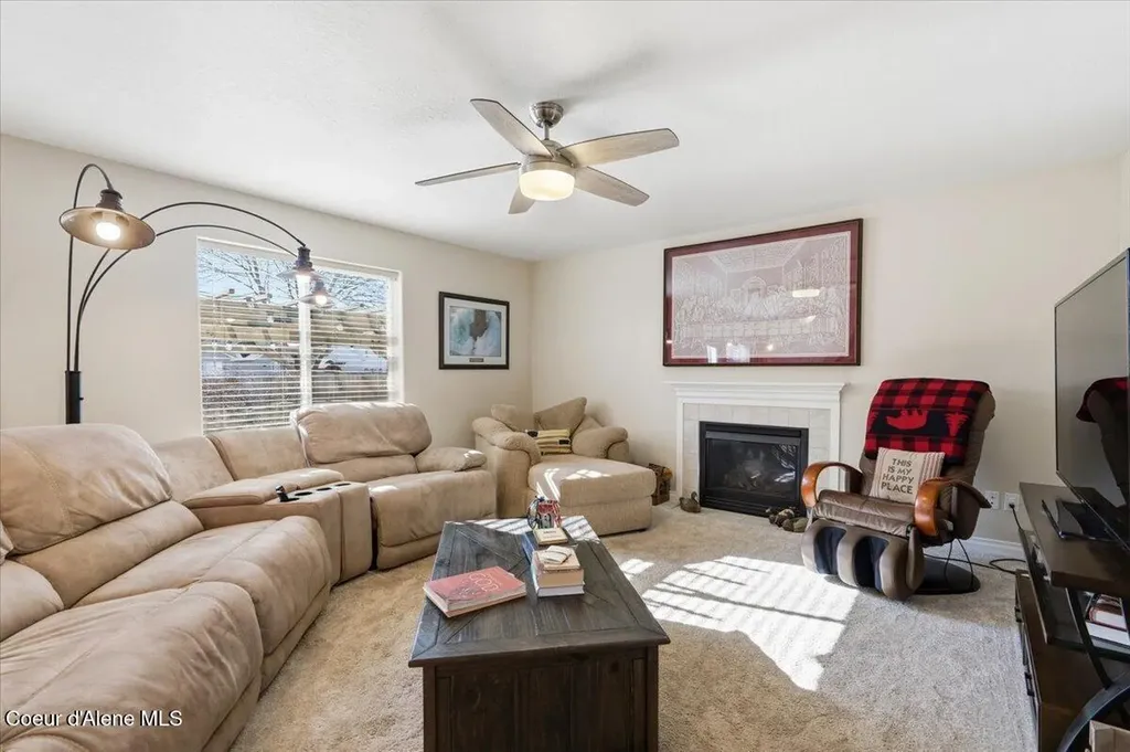 2472 W Warwick Court Hayden ID 83835