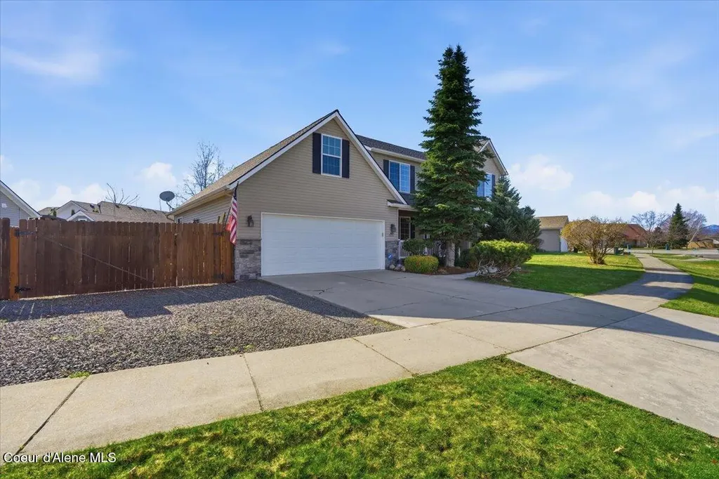 2472 W Warwick Court Hayden ID 83835