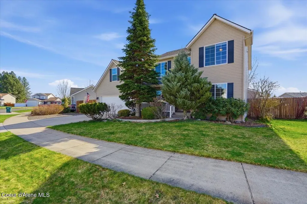 2472 W Warwick Court Hayden ID 83835