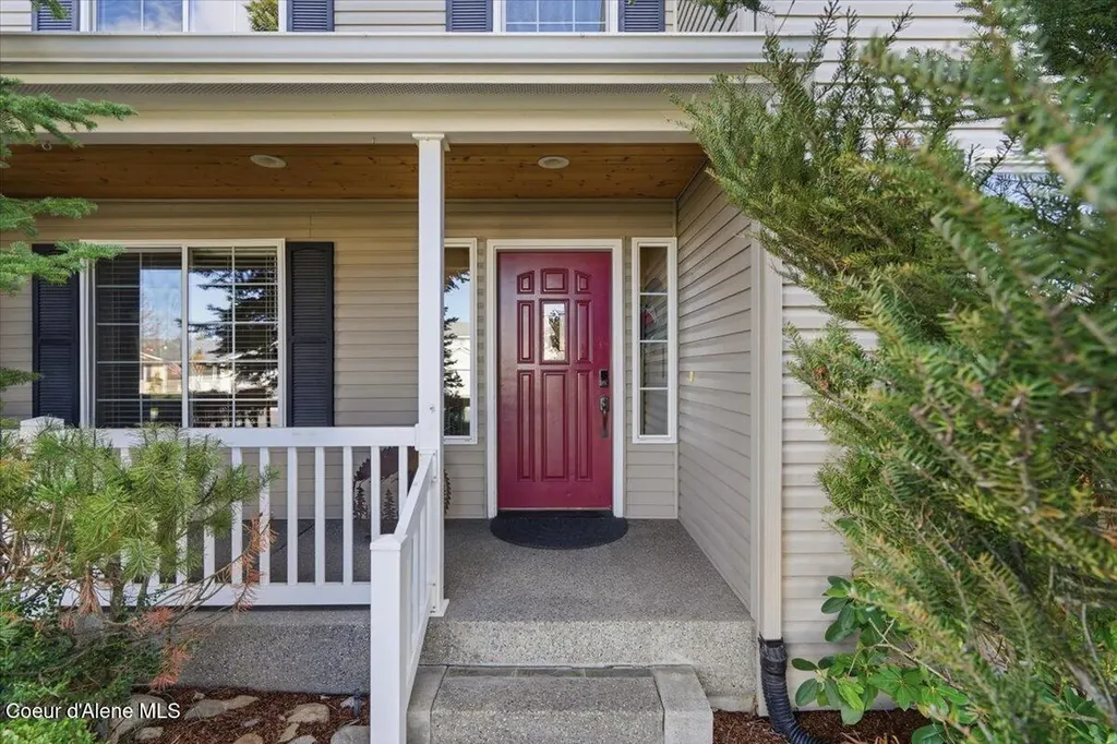 2472 W Warwick Court Hayden ID 83835