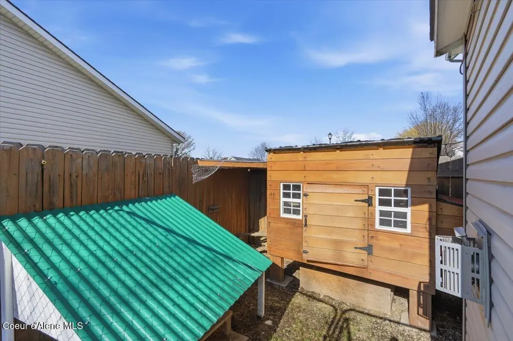 2472 W Warwick Court Hayden ID 83835