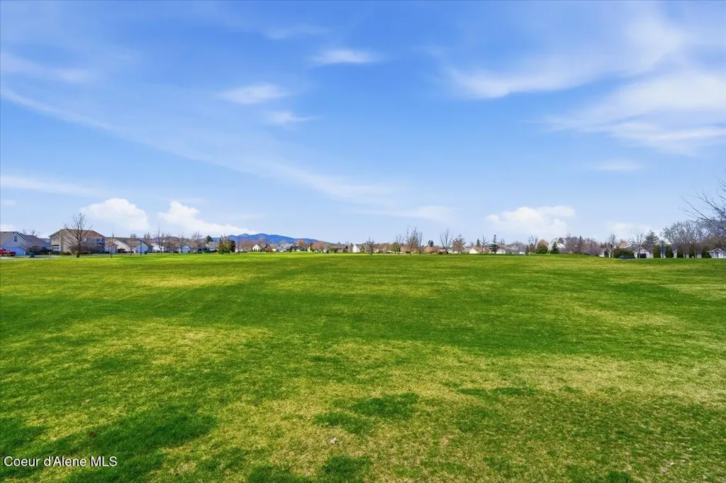 2472 W Warwick Court Hayden ID 83835