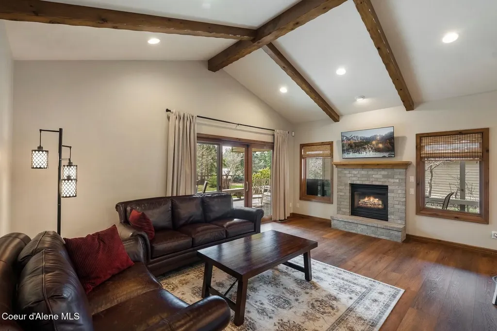 1268 E Woodstone Court Hayden ID 83835
