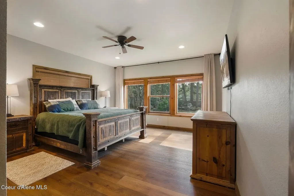 1268 E Woodstone Court Hayden ID 83835