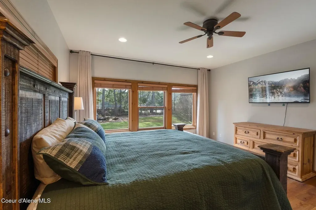 1268 E Woodstone Court Hayden ID 83835