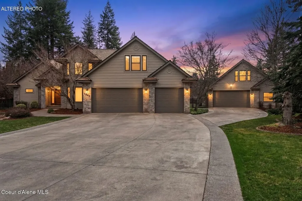 1268 E Woodstone Court Hayden ID 83835