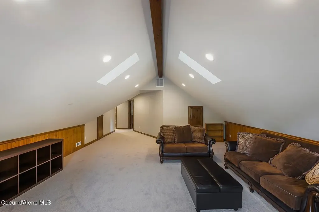 1268 E Woodstone Court Hayden ID 83835