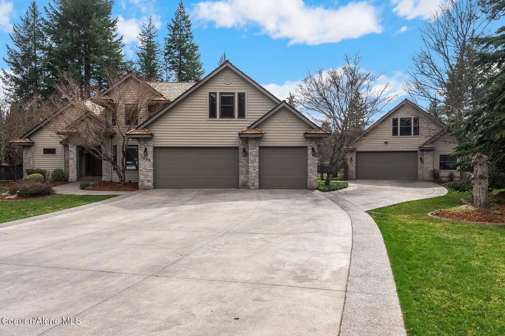1268 E Woodstone Court Hayden ID 83835