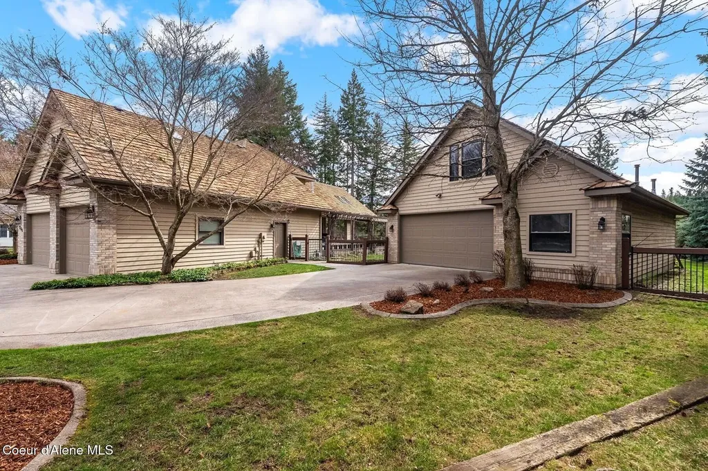 1268 E Woodstone Court Hayden ID 83835