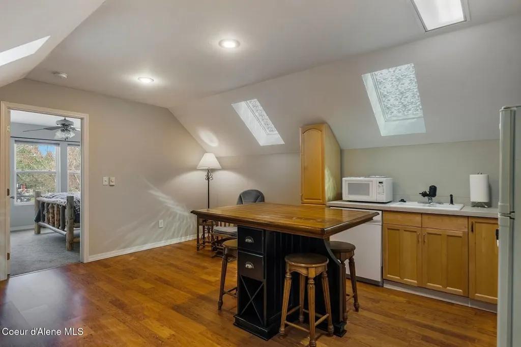 1268 E Woodstone Court Hayden ID 83835