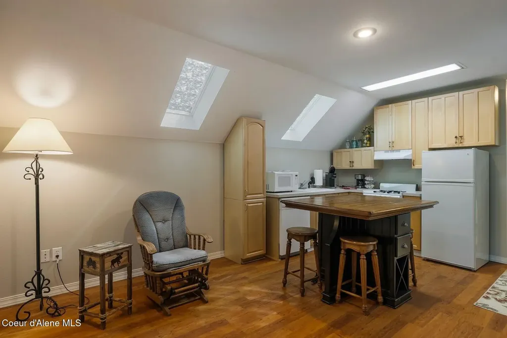 1268 E Woodstone Court Hayden ID 83835