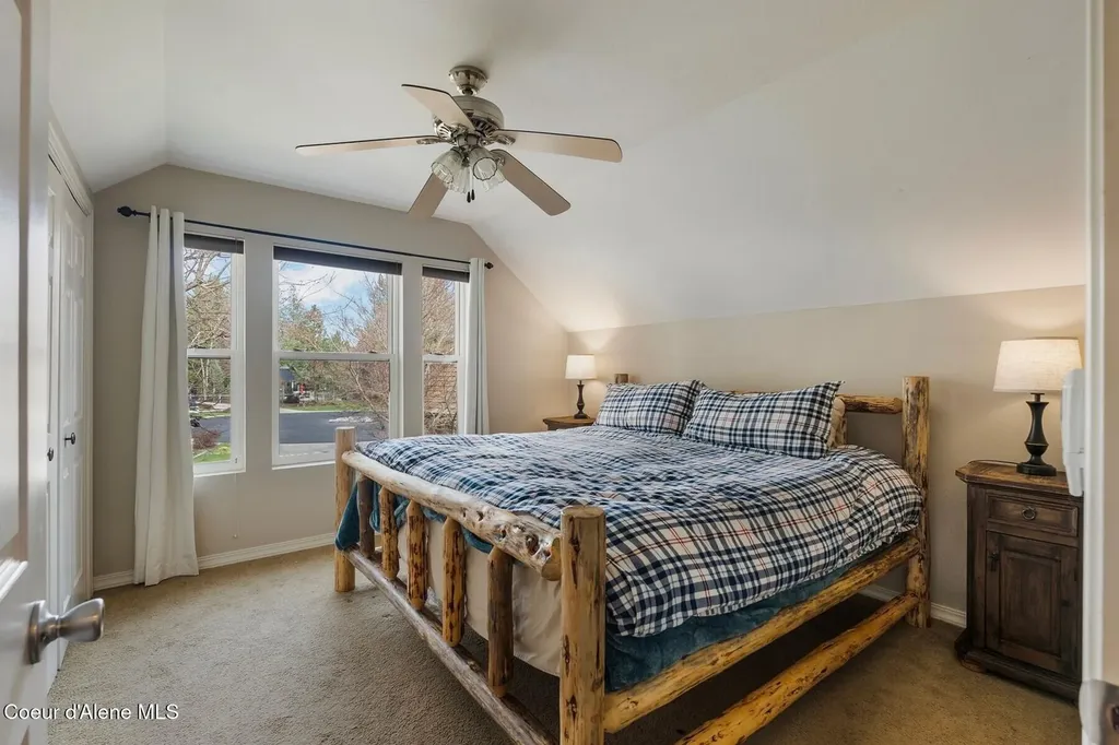 1268 E Woodstone Court Hayden ID 83835