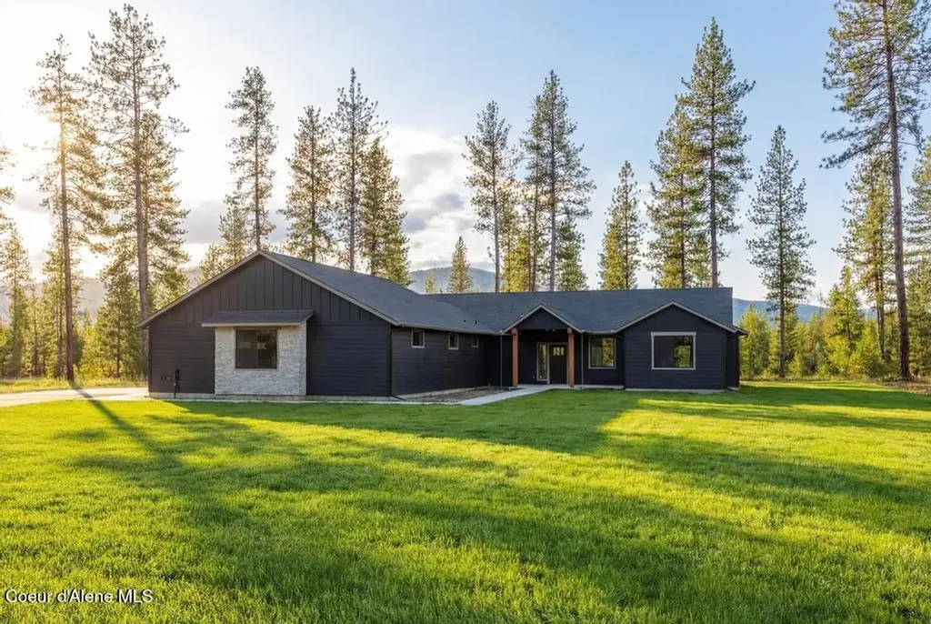 38 Cannon Lane Blanchard ID 83804