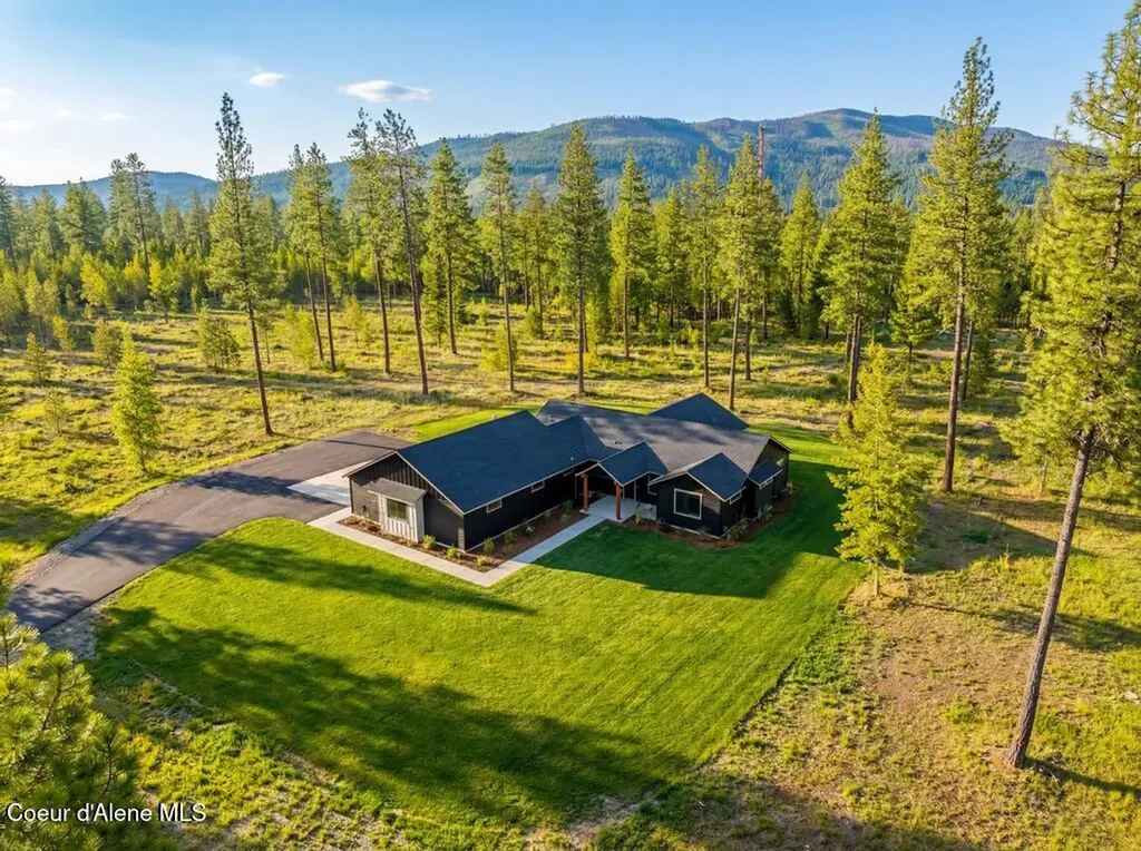 38 Cannon Lane Blanchard ID 83804