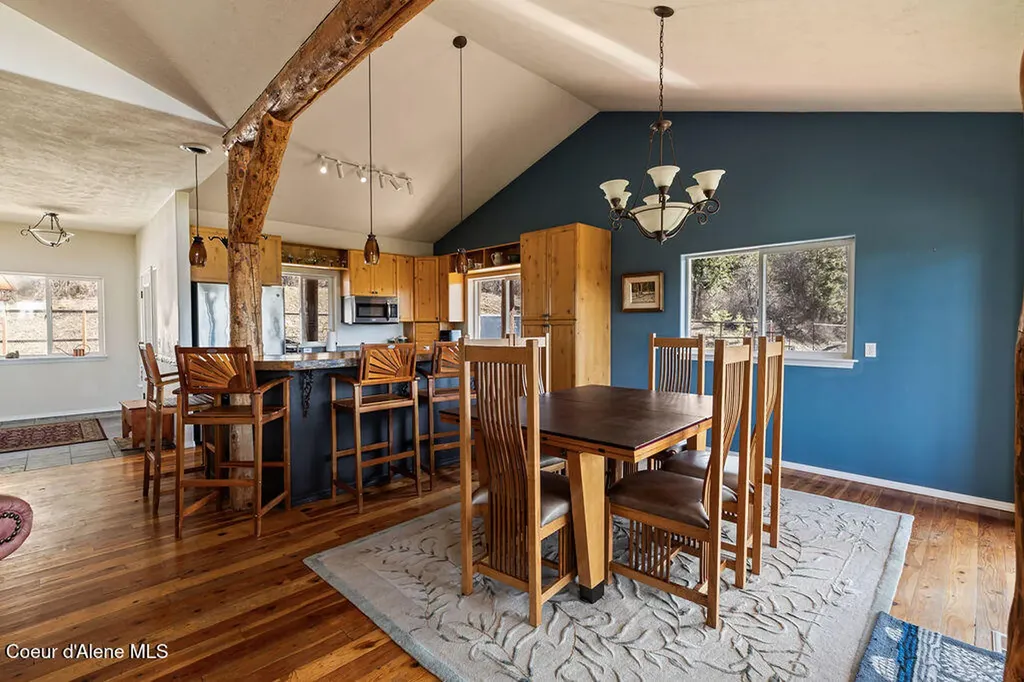 8919 E Challenge Road Hayden ID 83835