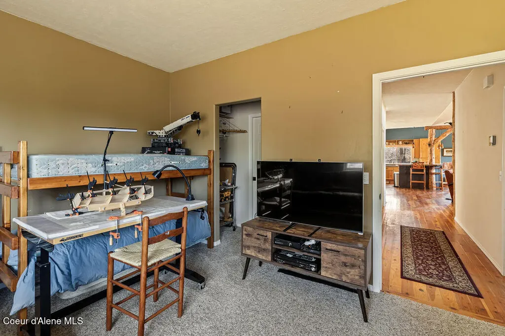 8919 E Challenge Road Hayden ID 83835