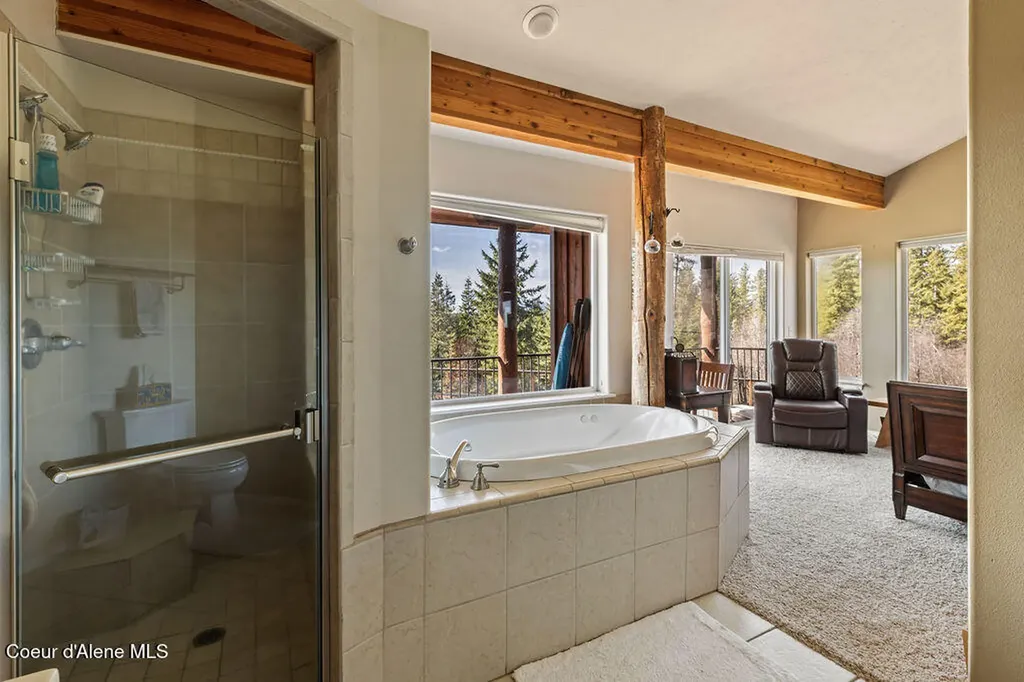 8919 E Challenge Road Hayden ID 83835