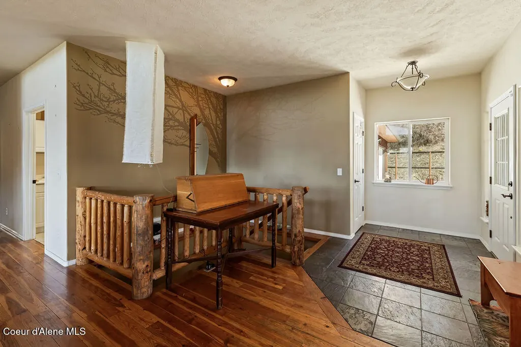 8919 E Challenge Road Hayden ID 83835