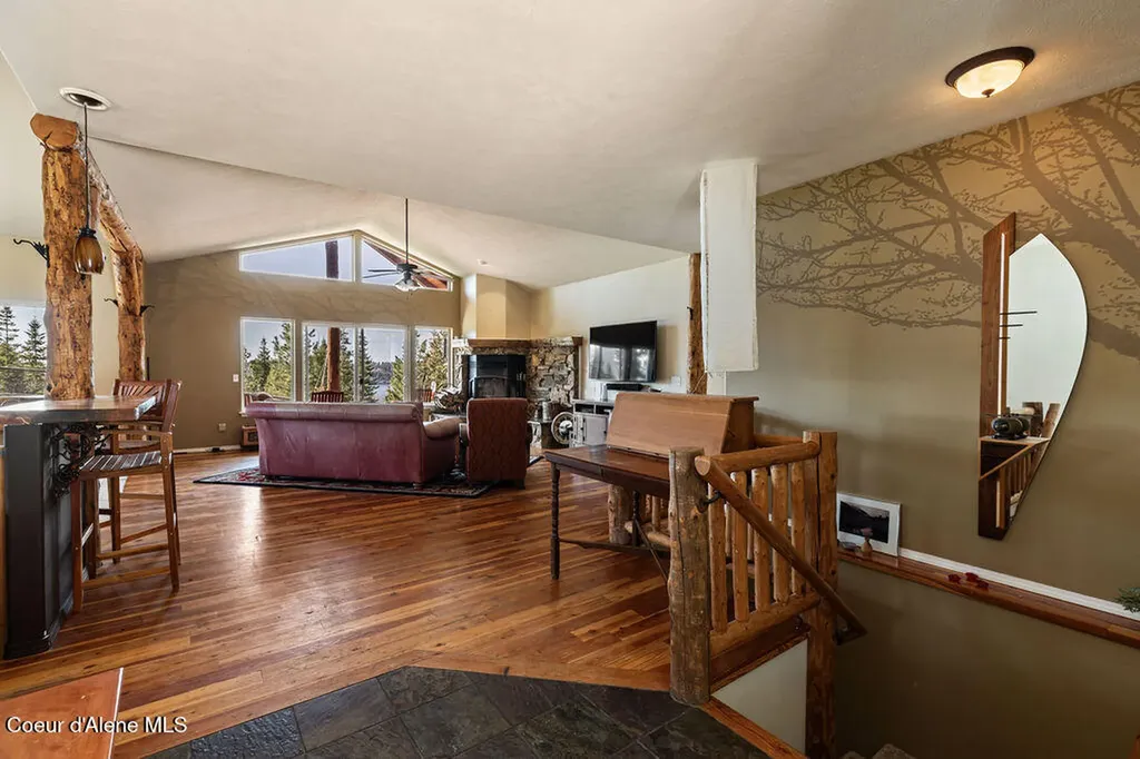 8919 E Challenge Road Hayden ID 83835
