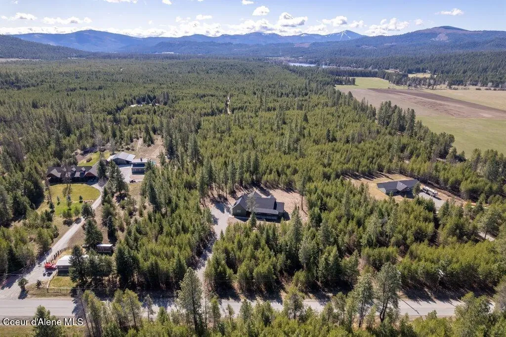 708 Tweedie Road Blanchard ID 83804