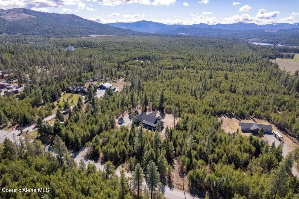 708 Tweedie Road Blanchard ID 83804
