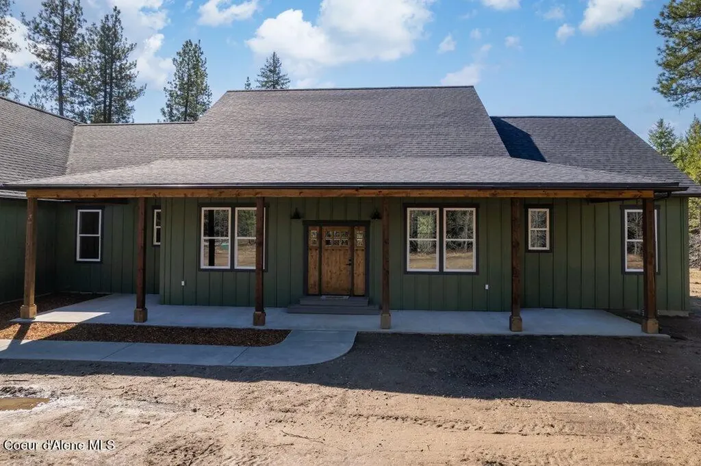 708 Tweedie Road Blanchard ID 83804