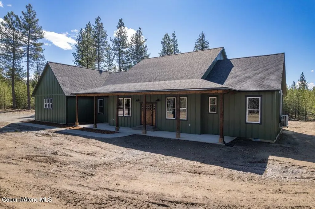 708 Tweedie Road Blanchard ID 83804