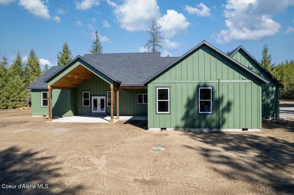 708 Tweedie Road Blanchard ID 83804