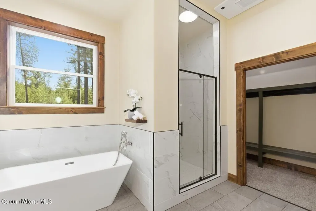 708 Tweedie Road Blanchard ID 83804