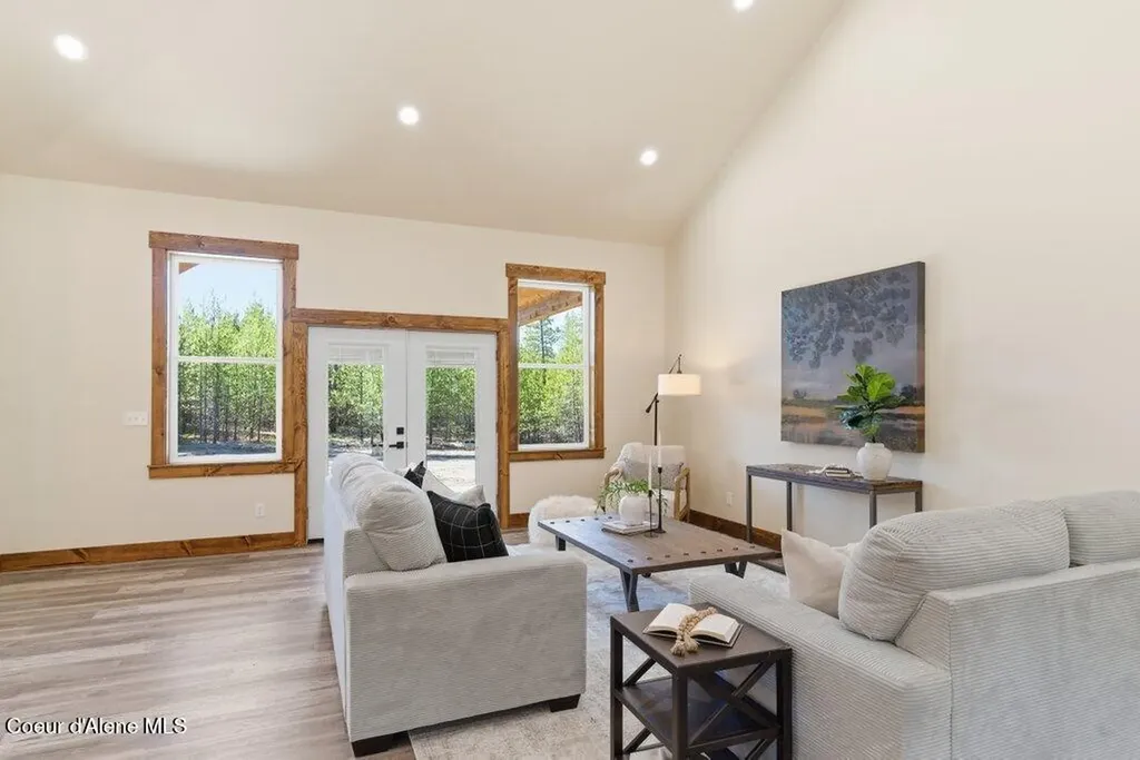 708 Tweedie Road Blanchard ID 83804