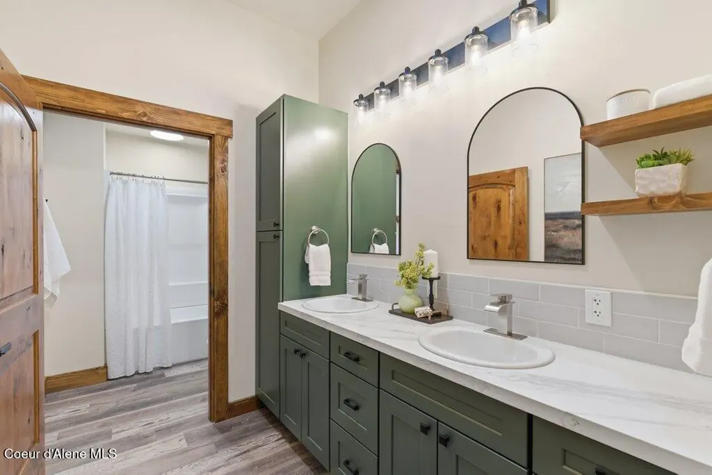 708 Tweedie Road Blanchard ID 83804