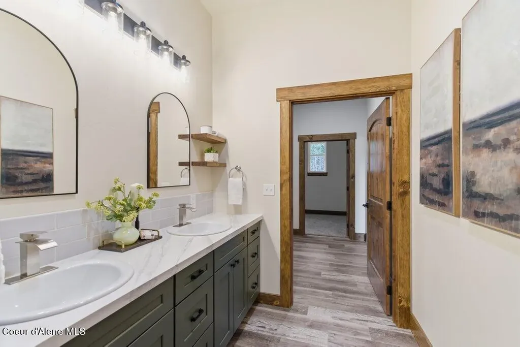 708 Tweedie Road Blanchard ID 83804