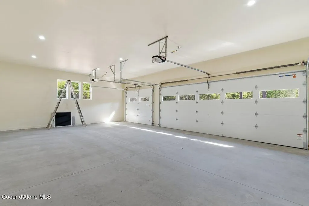 708 Tweedie Road Blanchard ID 83804
