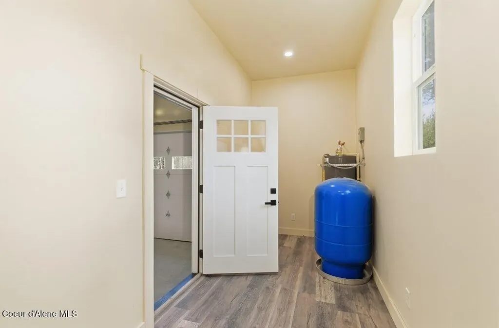 708 Tweedie Road Blanchard ID 83804