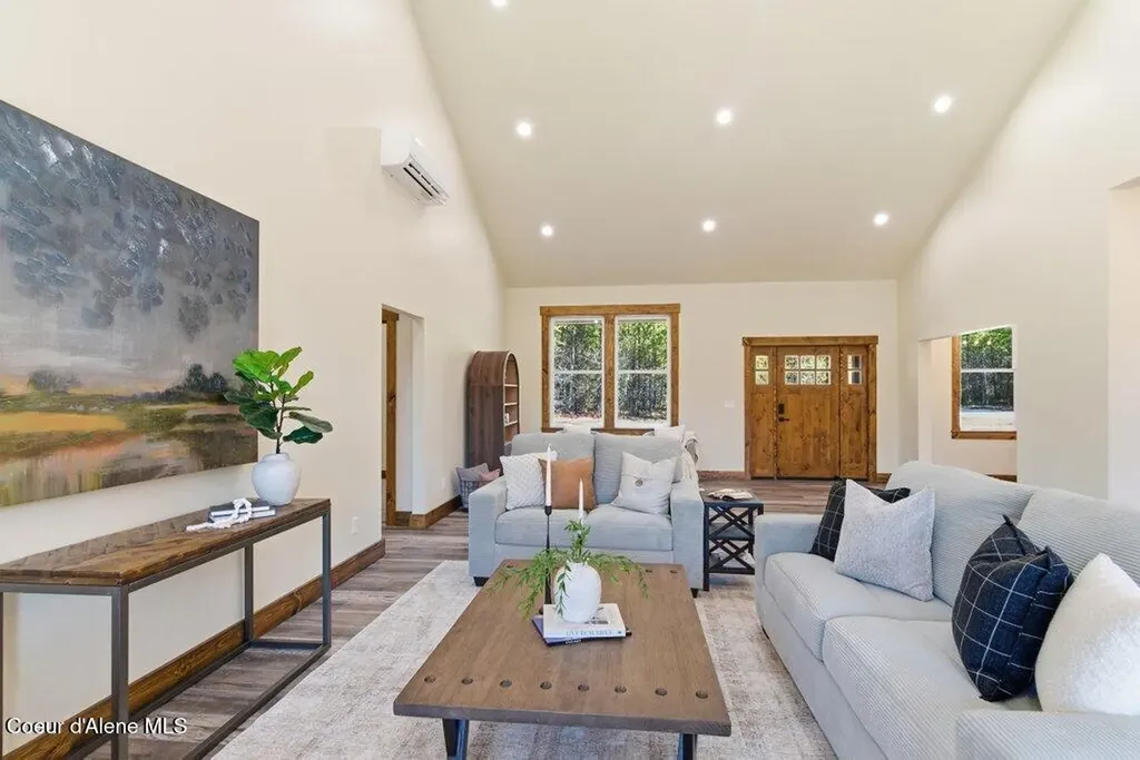 708 Tweedie Road Blanchard ID 83804
