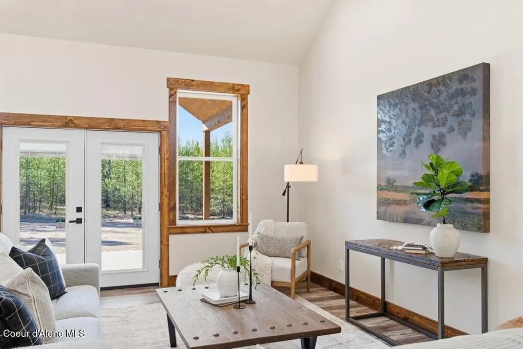 708 Tweedie Road Blanchard ID 83804