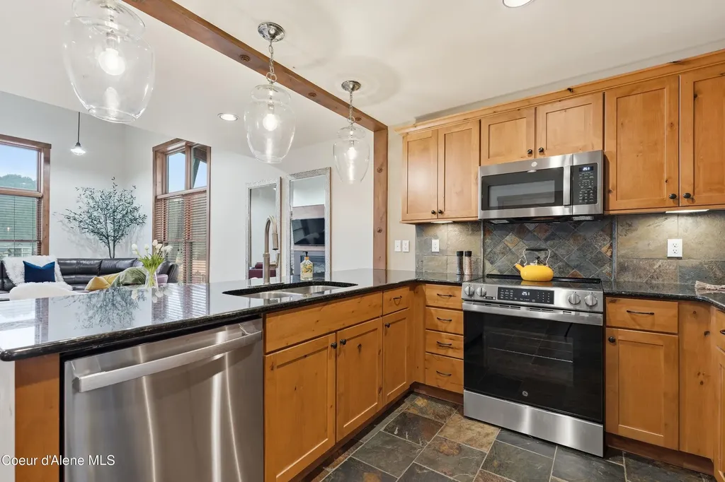 834 Mckinley Avenue Kellogg ID 83837
